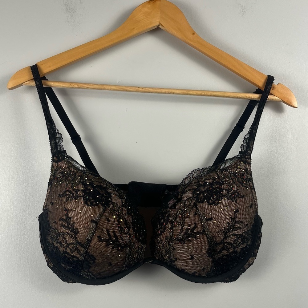 Victoria's Secret Sexy Convertible Embellished Black Lace Bra Holiday pushup 36D